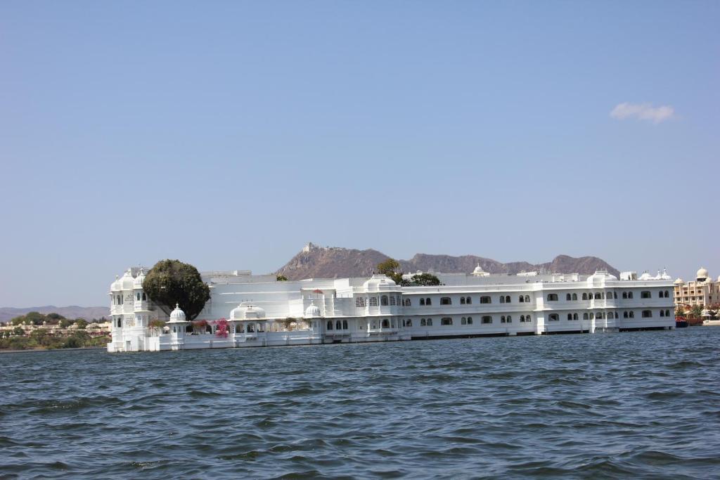 Raj Niwas Otel Udaipur Dış mekan fotoğraf